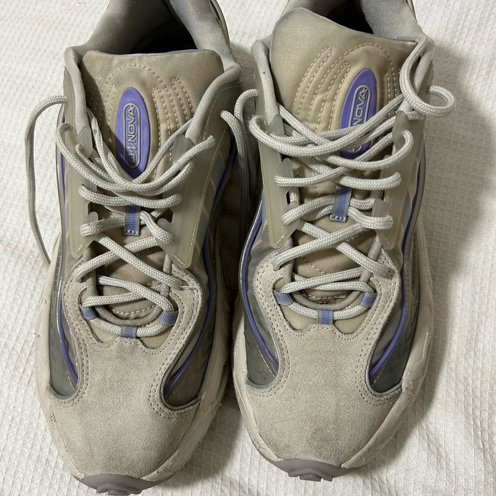Men's Gray and Purple Sneakers